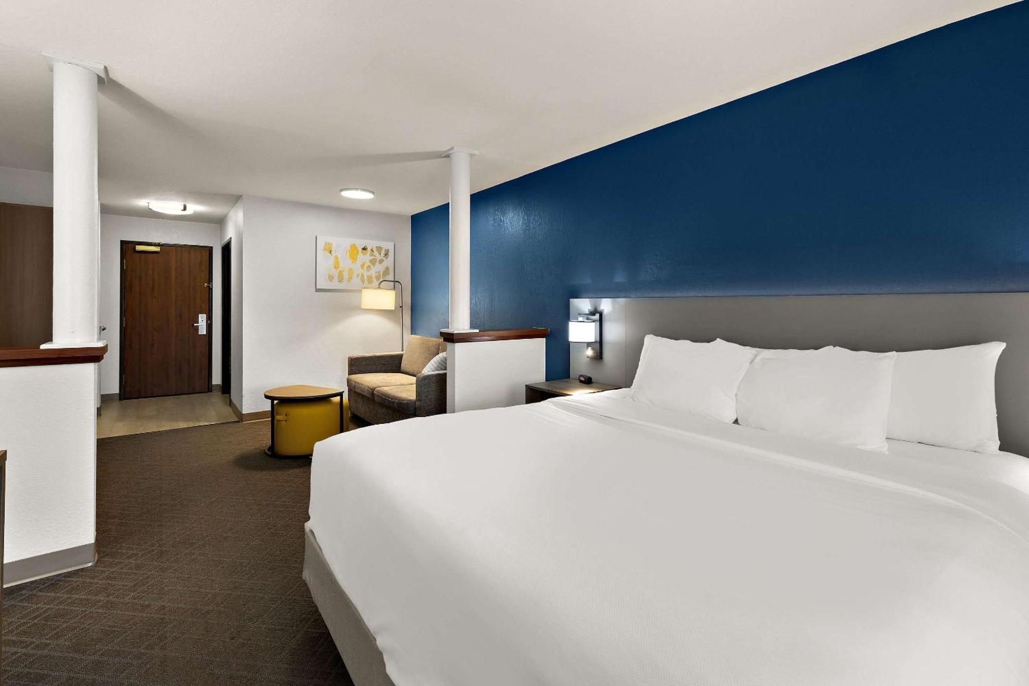 Comfort Inn & Suites Фримонт Екстериор снимка